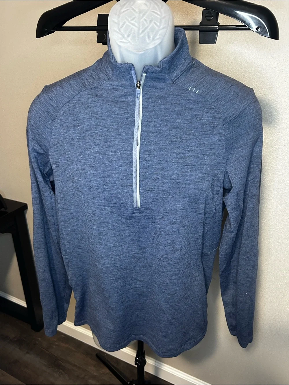 Men's Lululemon surge Half-Zip size small gym workout running top